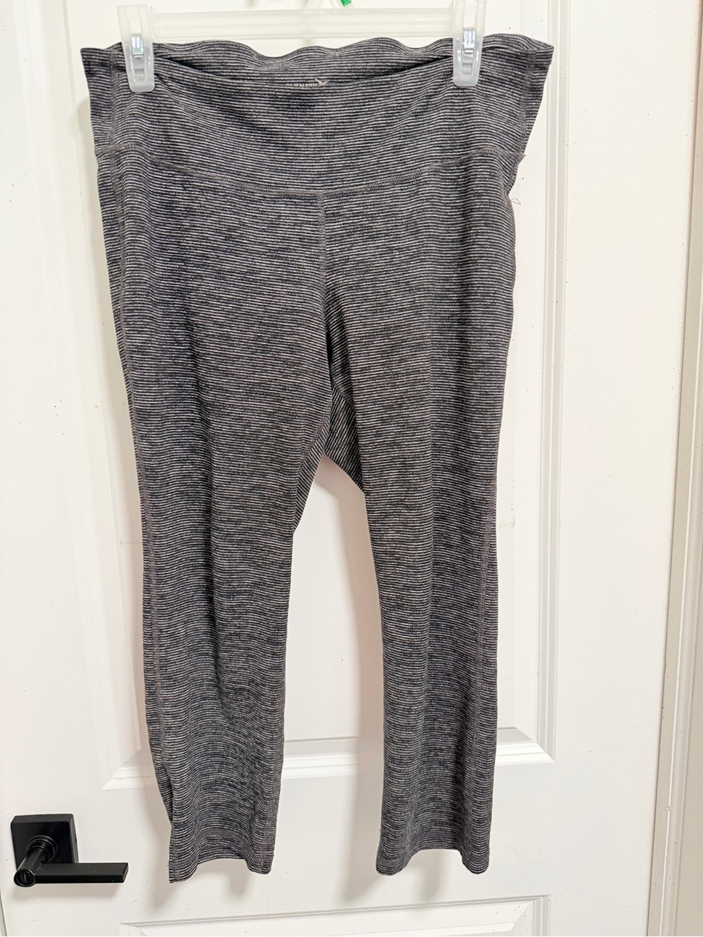 Old Navy Heathered Gray capris